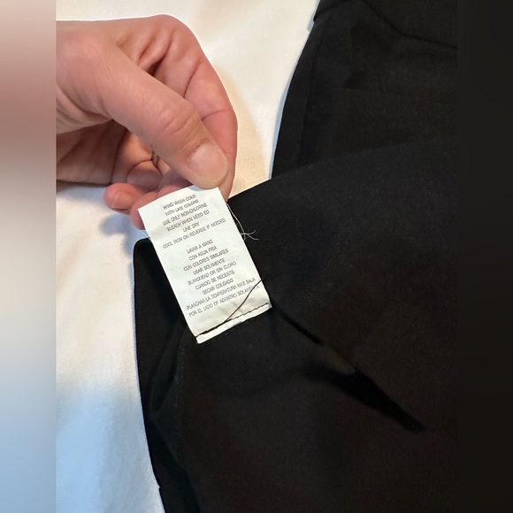 XOXO Ladies black mini skirt size 7/8 with pockets - Picture 8 of 8